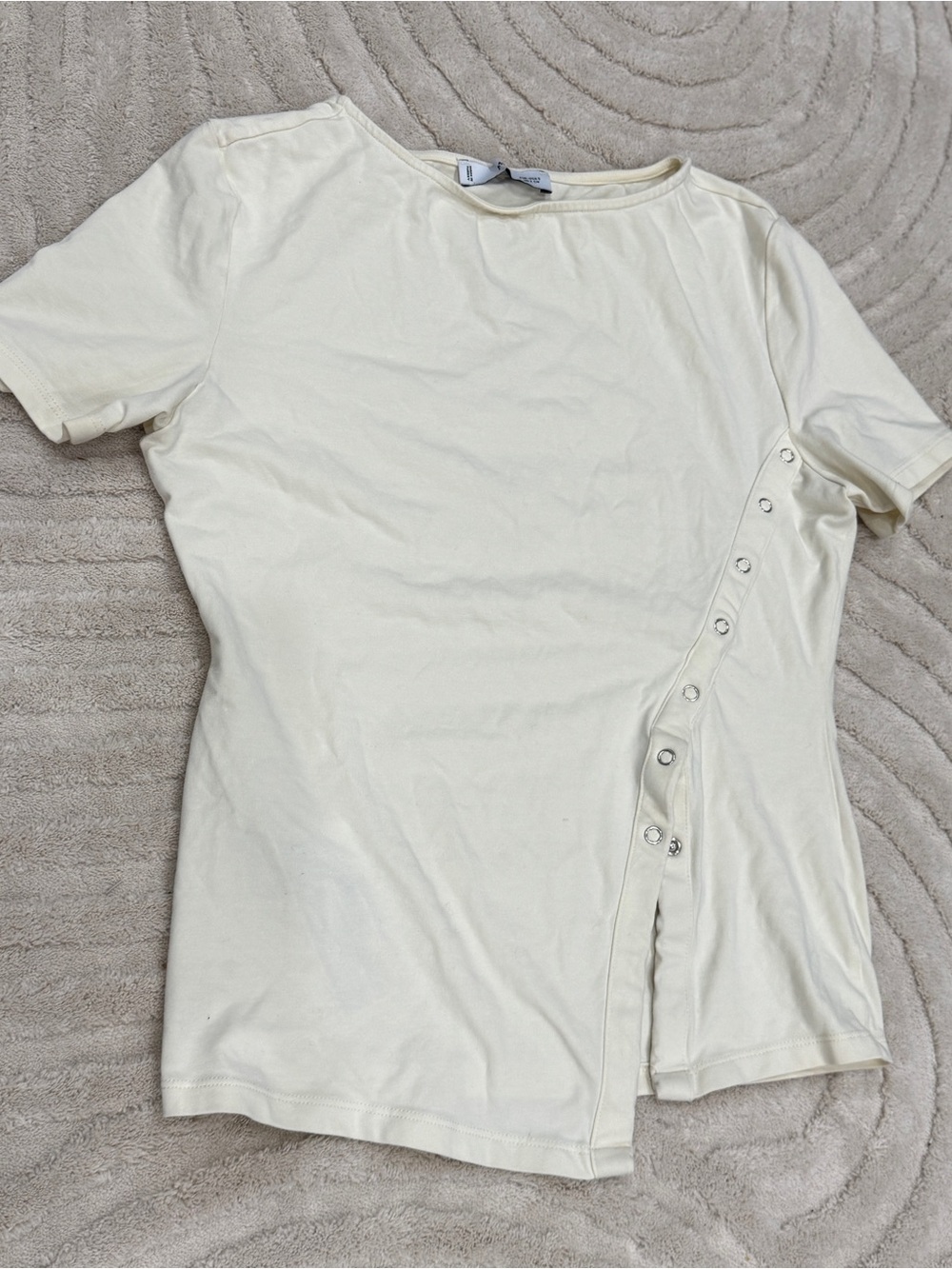 Mango Cream Short Sleeve Side Snap Tee